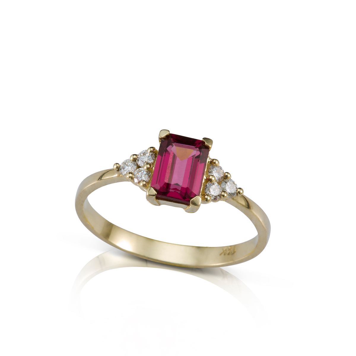 Emerald cut rhodolite and diamonds gold ring