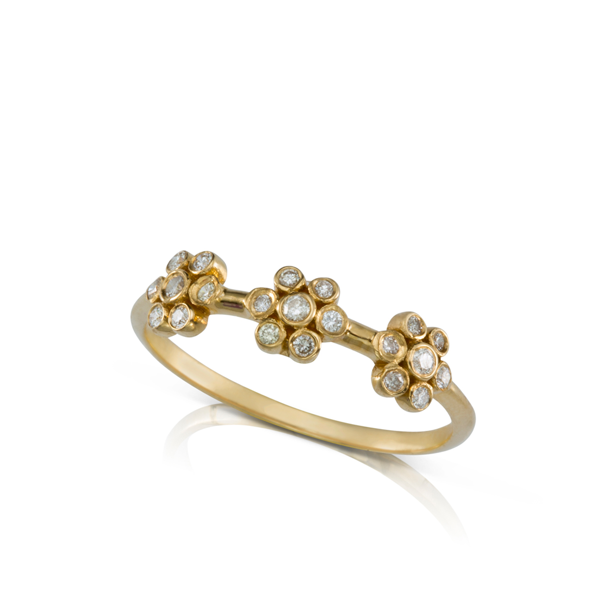 3 flower shaped gold ring